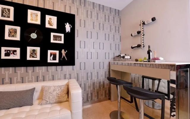 Royal River Apartment