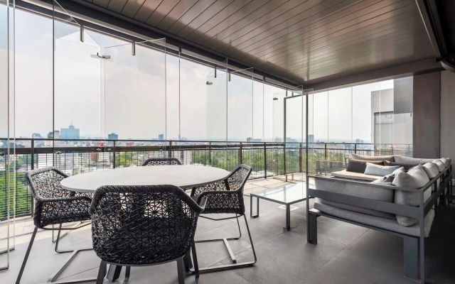 319-PH Luxury 3BR Duplex PH
