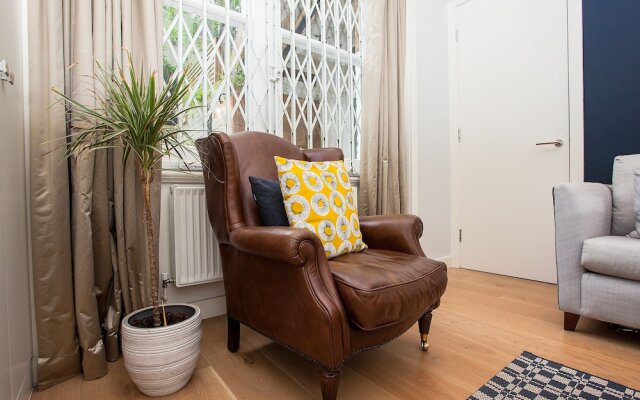 1 Bedroom Garden Apartment Near Gloucester Road Station