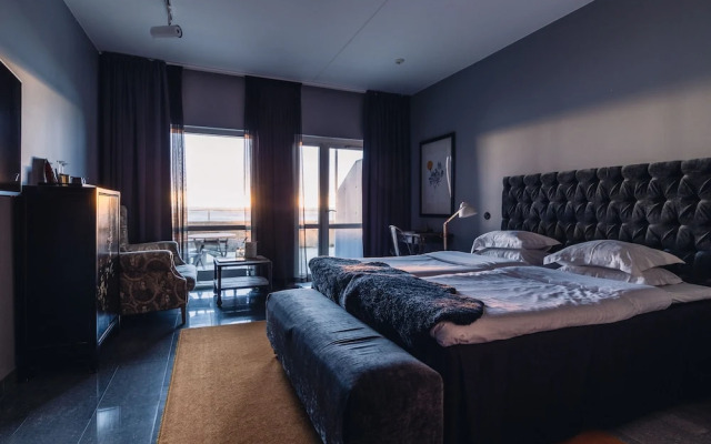 Ocean Hotel