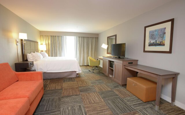 Hampton Inn & Suites Cincinnati / Kenwood