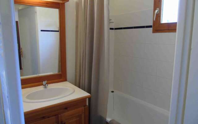 Lou Services Apartment H02 LSI 001