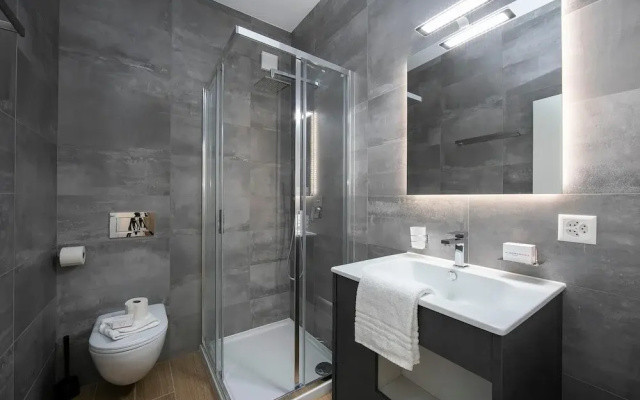 Boutique Apartment 7