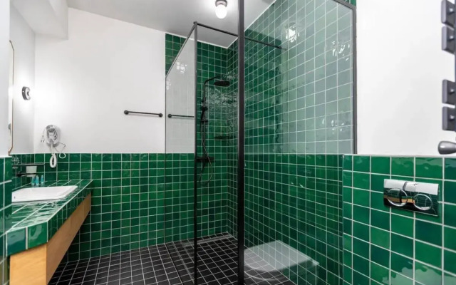 Stylish 2BR apt w huge terrace in Old Tbilisi