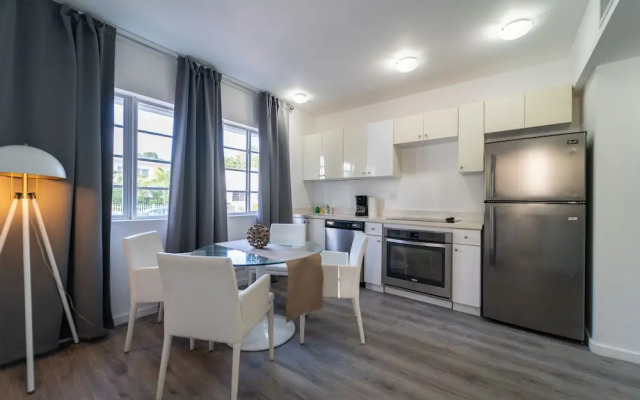 8th Suites