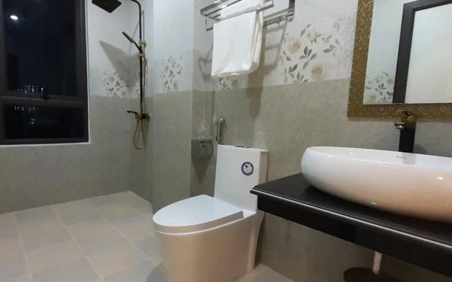 Tuan Dat Luxury Hotel FLC