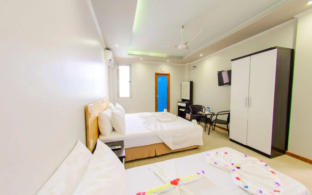 White Sand Lodge at Maafushi