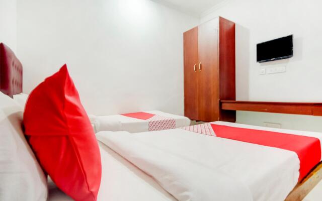 OYO 72859 Hotel Jayaram