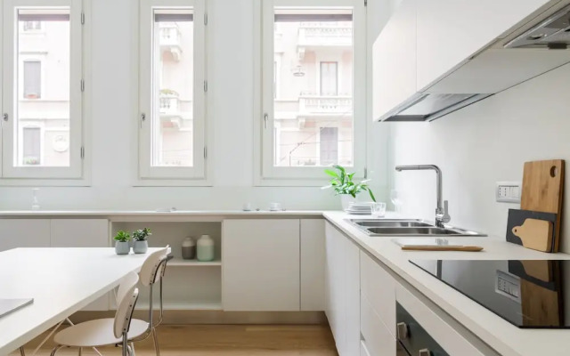 JOIVY Lovely 1-Bed W/Balcony & Parking