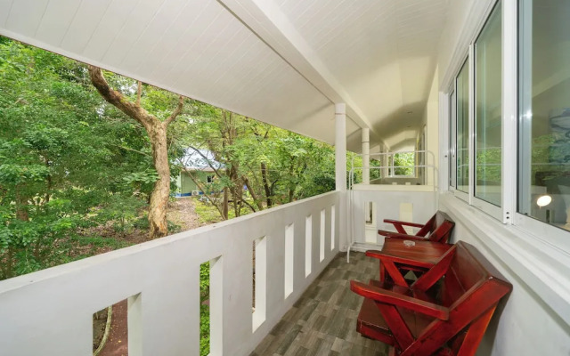 Oceanview Bungalows by EAT