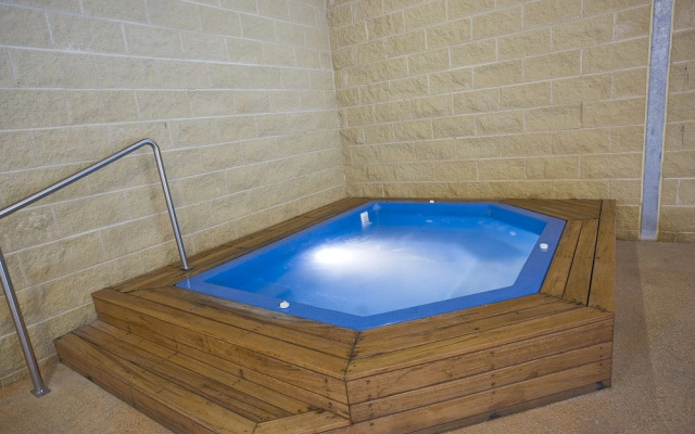 7 Bell Street Apartments