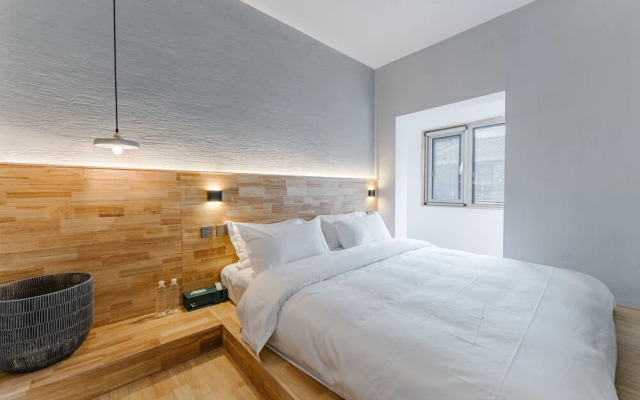 VINAWHISPER Boutique Hotel