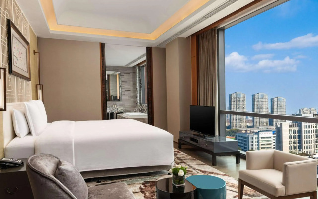 Pullman Haining