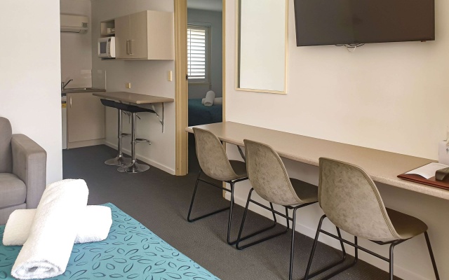 Comfort Inn Warrnambool International – Guest Rooms – Warrnambool