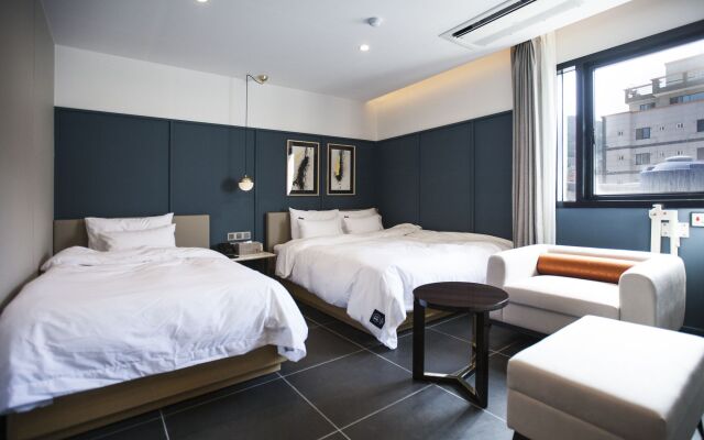 Busanjin Brown-dot hotel