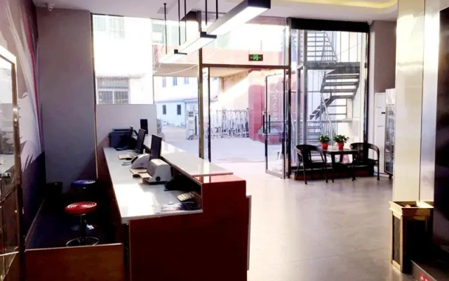 Thank Inn Chain Hotel Liaoning Huludao Xingcheng City Ningyuan Ancient City – Guest Rooms – Huludao