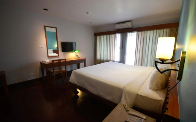 Sakorn Residence and Hotel