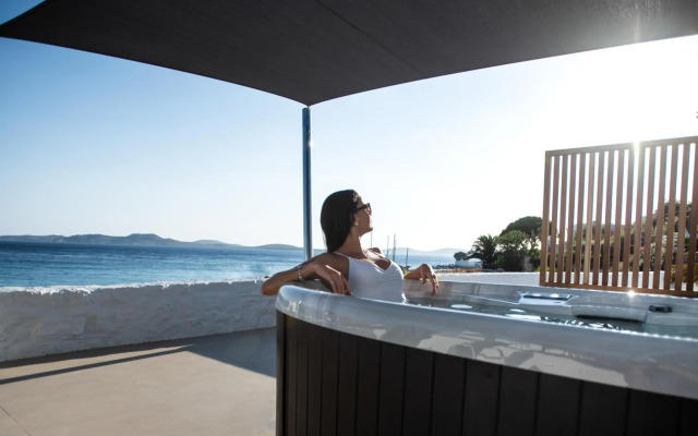 Manoulas Beach Mykonos Resort
