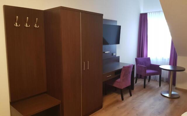 Hotel Lampertheim Flair GmbH & Co. KG