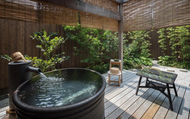 Nazuna Kyoto Nijo-jo
