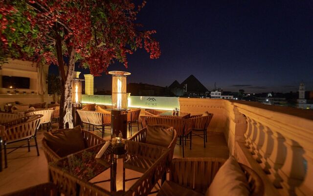 The Palace Pyramids inn