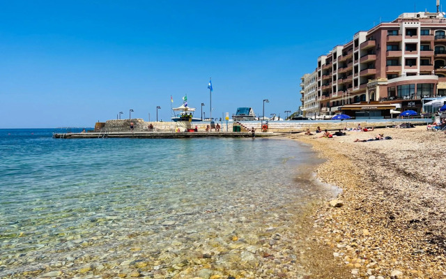 Calypso Hotel