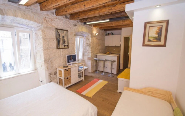 Apartments Stelina
