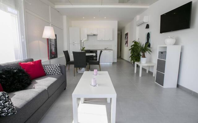 Hotel & Appartements Le Grand Large bord de mer