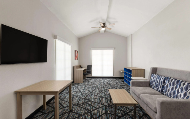 La Quinta Inn by Wyndham Nashville South