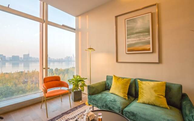 Zhigao Yun Xi Jia Riverside Apartment