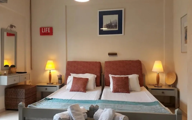 Harbour Inn Corfu