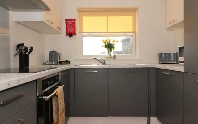 No 11 Bonnet Road - 2 Bed