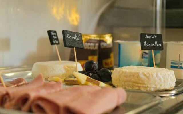 Gite Vaucluse, Chambre D'hotes Vaucluse: Le Mas De Miejour