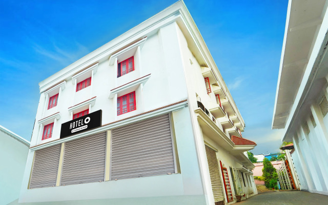 Hotel O SRM Road Kochi