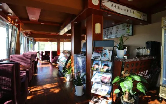 Yuntai Villa (Huayin Shanding Beifeng)
