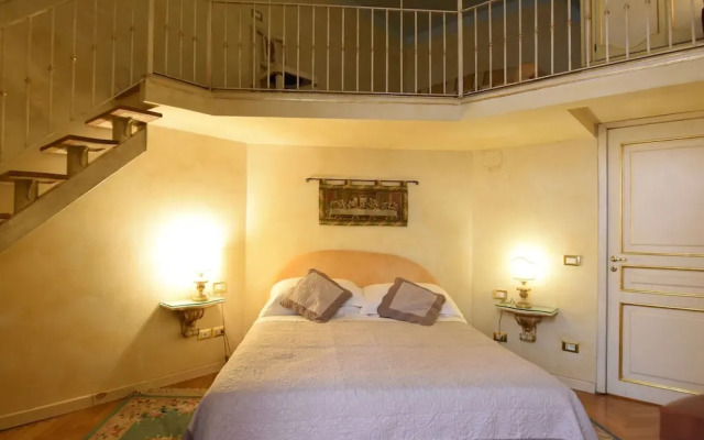 Apartment in Florence Near Duomo