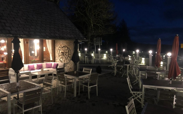 Hochkopfhaus zum Auerhahn