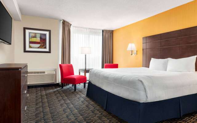 Ramada Plaza by Wyndham Niagara Falls