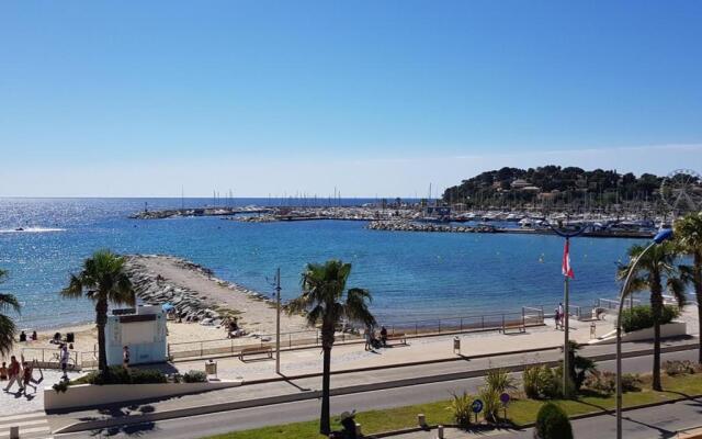 Appartement Cavalaire-sur-Mer, 1 pièce, 4 personnes - FR-1-100-184