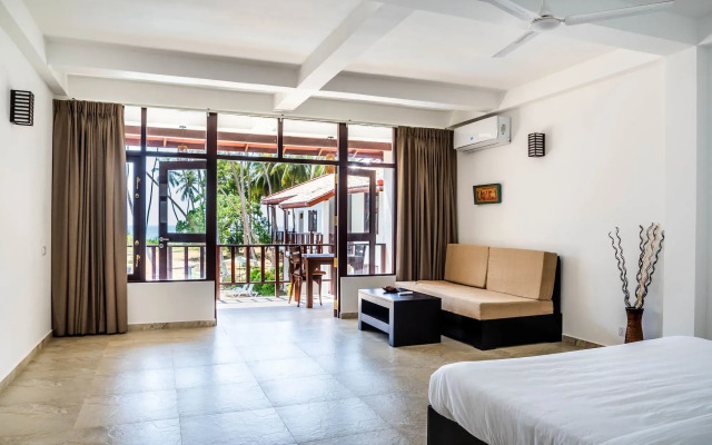 Green Parrot Beach Resort