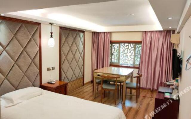 Yazhi Huangting Hotel