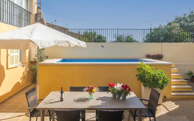 Unio 36 in Ariany With 4 Bedrooms and 2 Bathrooms