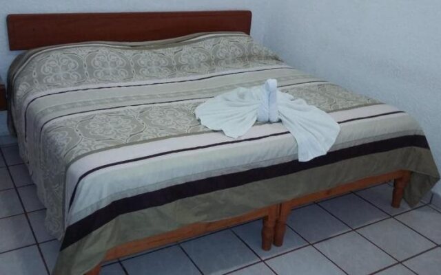 OYO Hotel Nachancan, Calderitas beach