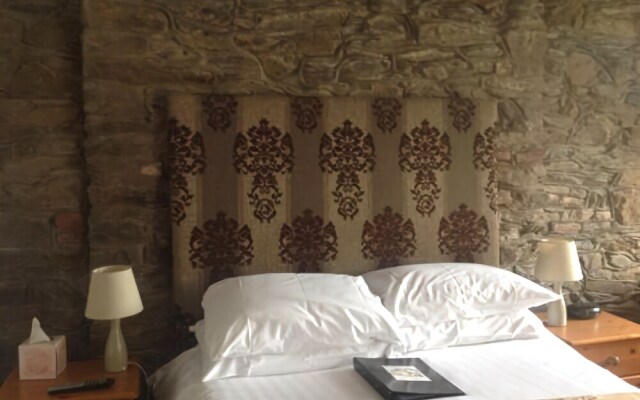 Safe Harbour Inn