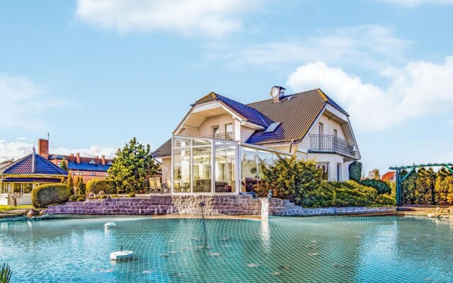 Awesome Home in Grzybowo With 6 Bedrooms and Wifi