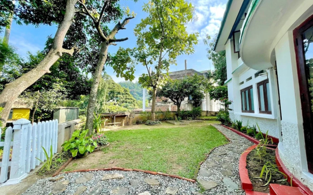 Kandy Boutique Villa by Aaradhya