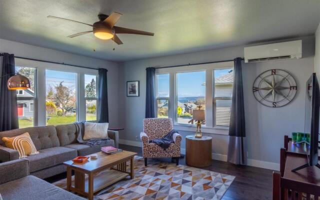 PA The Hidden Chicken