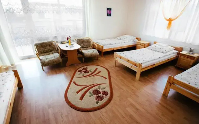 Tanie Noclegi Bartek 2