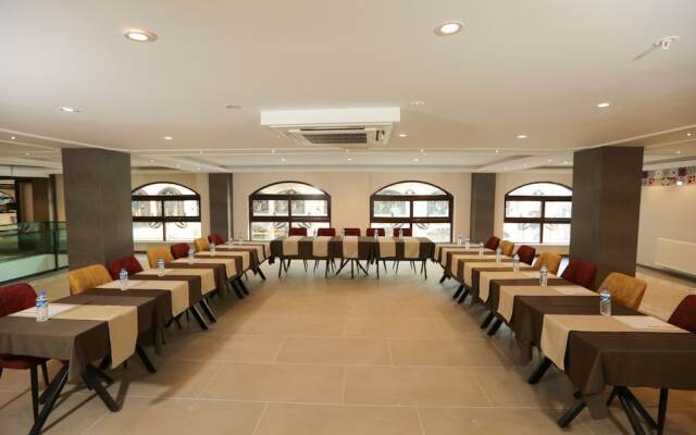 Royal Palas Hotel