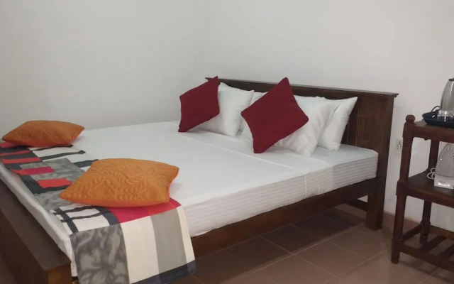 Serendib Garden Resort - Hostel